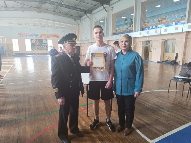 "Самый сильный ученик".